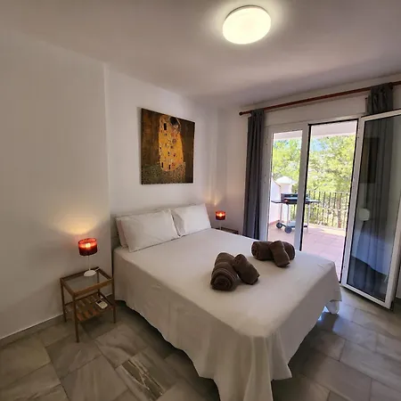 Casa Lucena Dom wakacyjny *