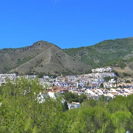 Casa Lucena Dom wakacyjny *